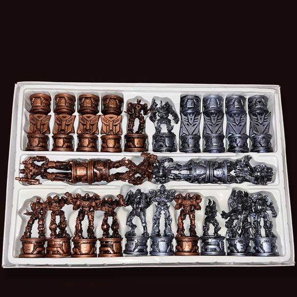 Transformers Chess Set 2007 Hasbro Parker Brothers Game Complete - Picture 3 of 5